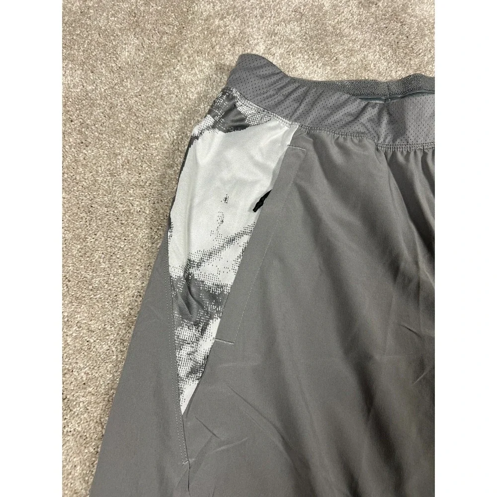 Adidas Mens AEROREADY Training Shorts Grey‎ Marble Print Zip Pockets GG2886 NEW